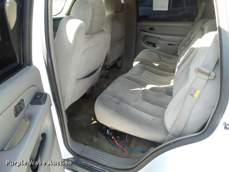 image for item DH9474 2004 GMC Yukon SUV