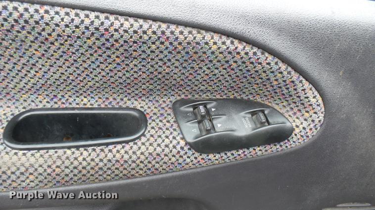 image for item DL9947 2000 Dodge Ram 1500 Quad Cab pickup truck