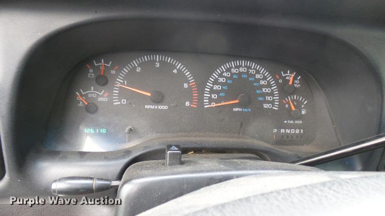 image for item DL9947 2000 Dodge Ram 1500 Quad Cab pickup truck