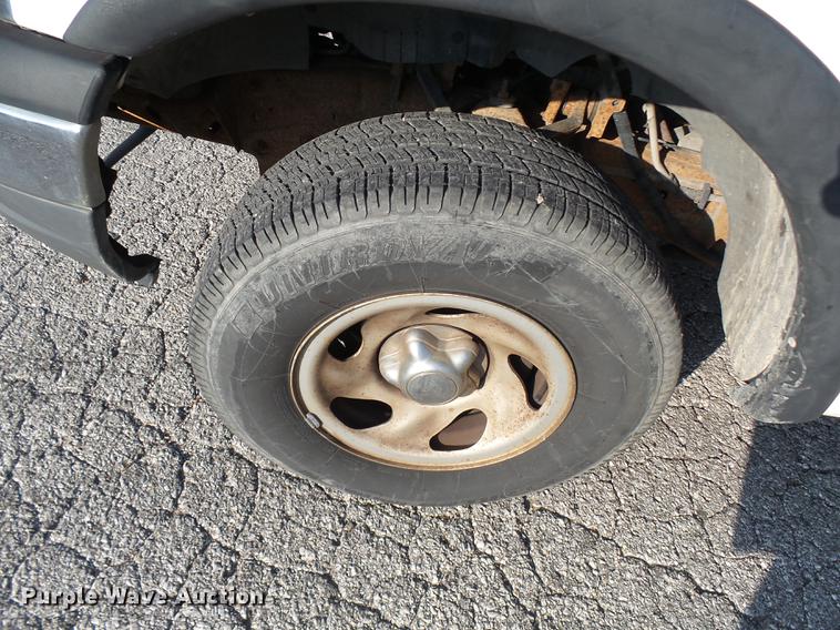 image for item DP9621 2001 Ford F150 pickup truck