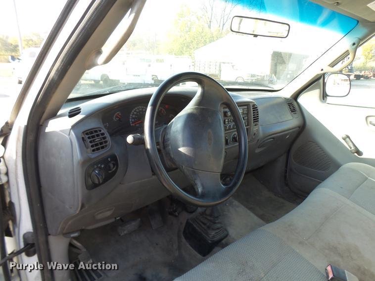 image for item DP9621 2001 Ford F150 pickup truck
