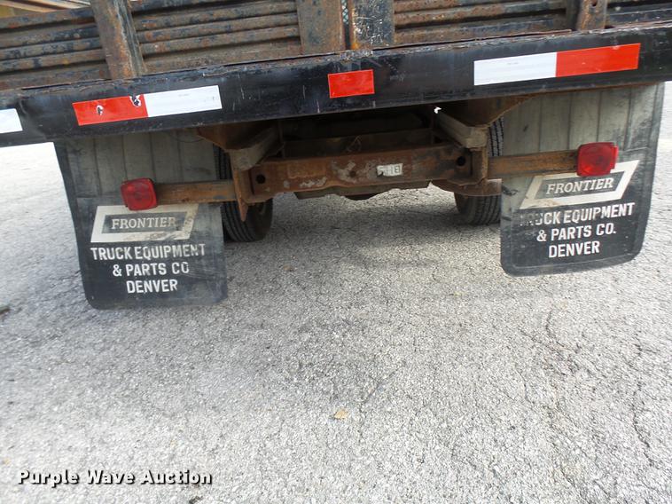 image for item DP9622 1995 Ford F350 flatbed pickup truck