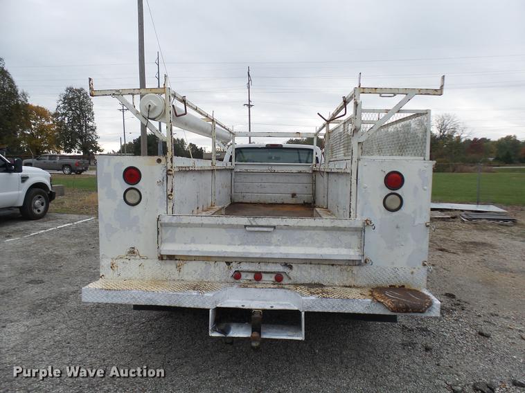 image for item DP9623 1997 Ford F450 Super Duty utility truck