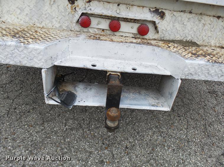 image for item DP9623 1997 Ford F450 Super Duty utility truck