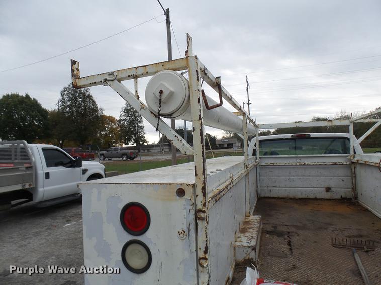 image for item DP9623 1997 Ford F450 Super Duty utility truck