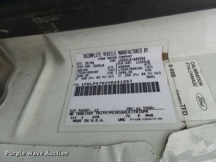 image for item DP9623 1997 Ford F450 Super Duty utility truck