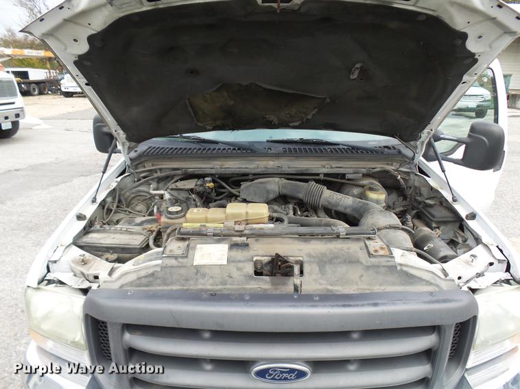 image for item DP9624 2002 Ford F350 Super Duty utility bed pickup truck