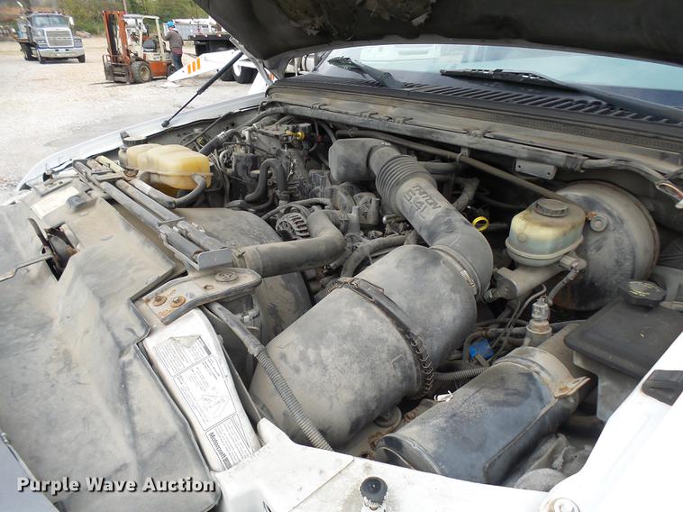 image for item DP9624 2002 Ford F350 Super Duty utility bed pickup truck