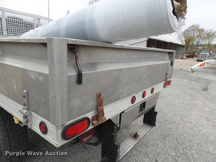 image for item DP9625 2008 Ford F350 Super Duty flatbed pickup truck