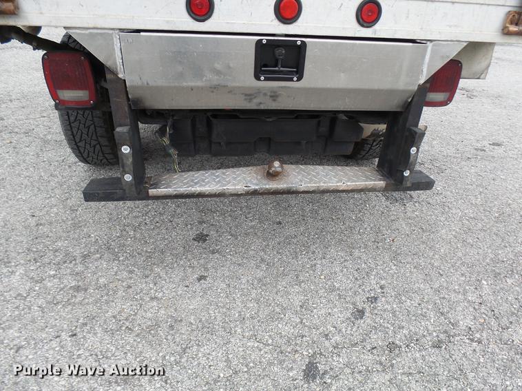 image for item DP9625 2008 Ford F350 Super Duty flatbed pickup truck