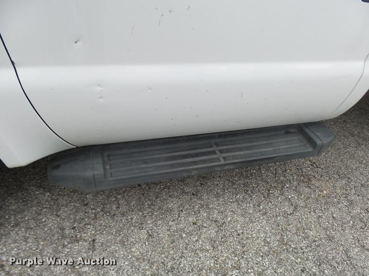 image for item DP9625 2008 Ford F350 Super Duty flatbed pickup truck