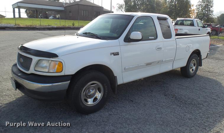 image for item DP9626 2001 Ford F150 SuperCab pickup truck