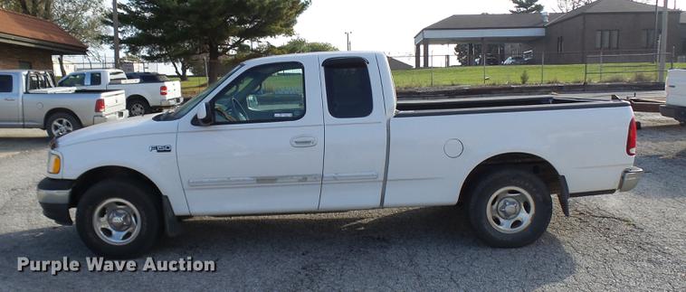 image for item DP9626 2001 Ford F150 SuperCab pickup truck
