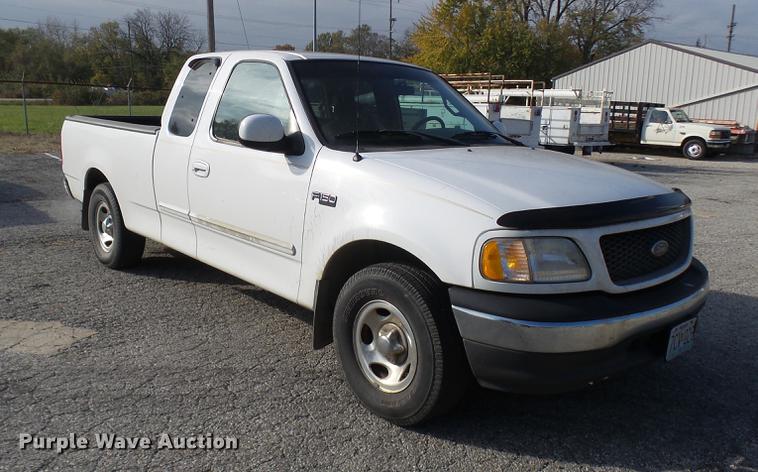 image for item DP9626 2001 Ford F150 SuperCab pickup truck