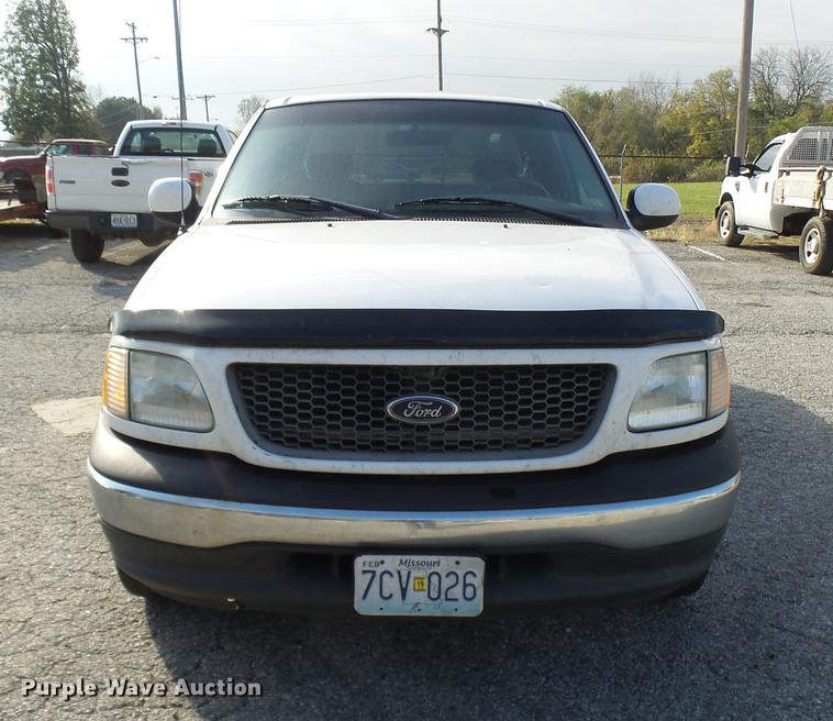 image for item DP9626 2001 Ford F150 SuperCab pickup truck
