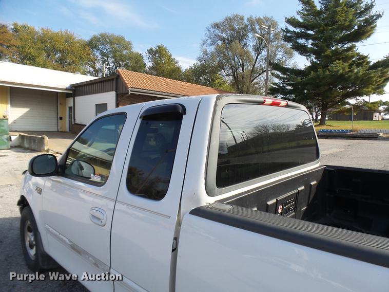 image for item DP9626 2001 Ford F150 SuperCab pickup truck