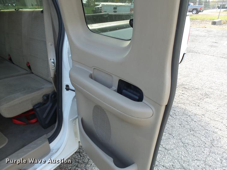 image for item DP9626 2001 Ford F150 SuperCab pickup truck