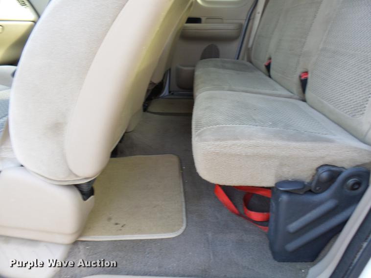 image for item DP9626 2001 Ford F150 SuperCab pickup truck