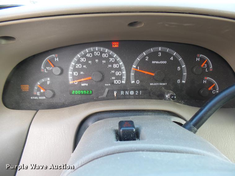 image for item DP9626 2001 Ford F150 SuperCab pickup truck