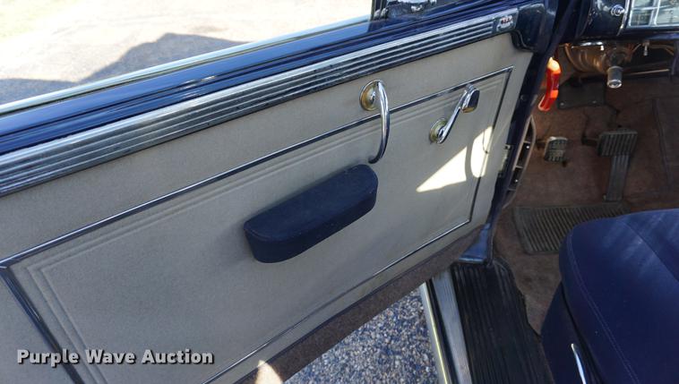 image for item DS9289 1947 Chrysler Windsor