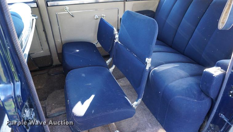 image for item DS9289 1947 Chrysler Windsor