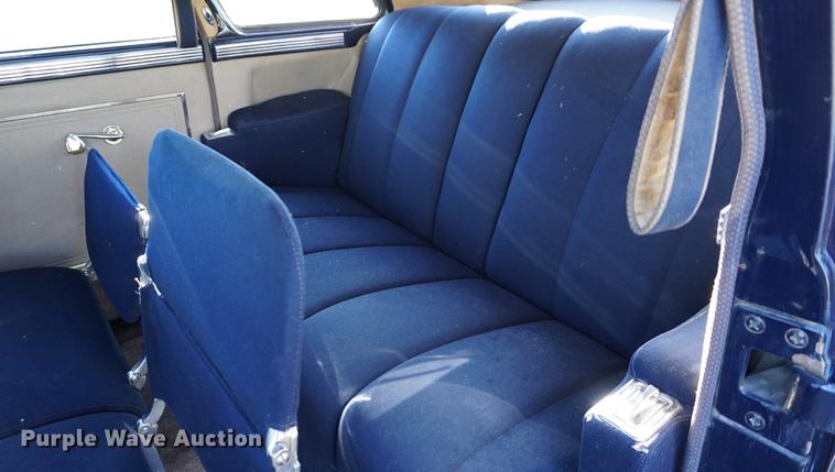 image for item DS9289 1947 Chrysler Windsor