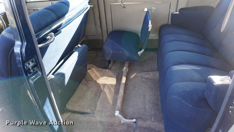 image for item DS9289 1947 Chrysler Windsor