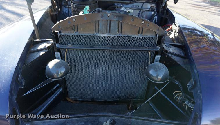 image for item DS9289 1947 Chrysler Windsor