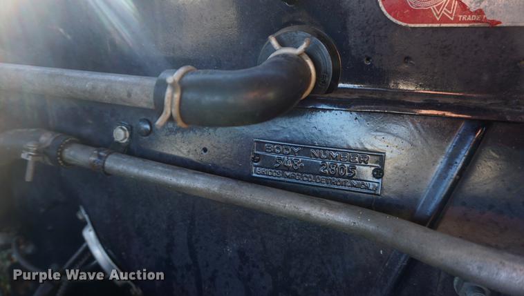 image for item DS9289 1947 Chrysler Windsor