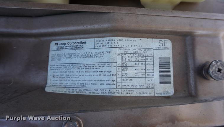 image for item DS9290 1988 Jeep Grand Wagoneer SUV