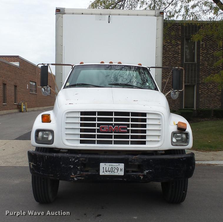 image for item DT9077 2001 GMC 6500 box truck