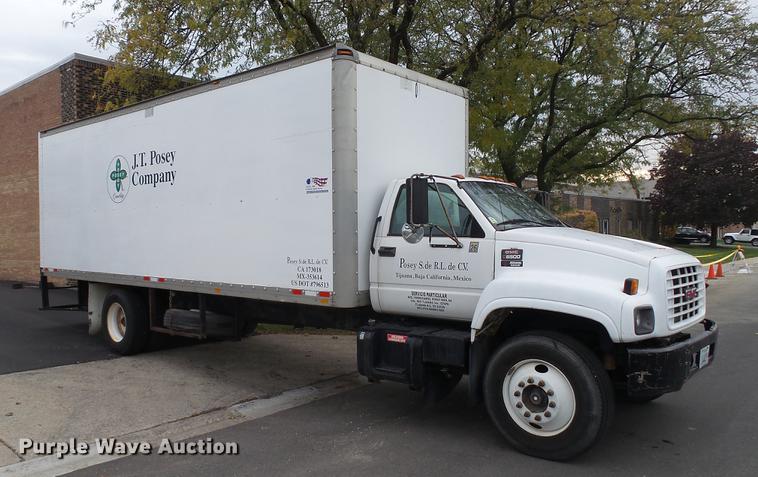 image for item DT9077 2001 GMC 6500 box truck
