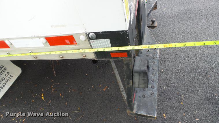 image for item DT9077 2001 GMC 6500 box truck