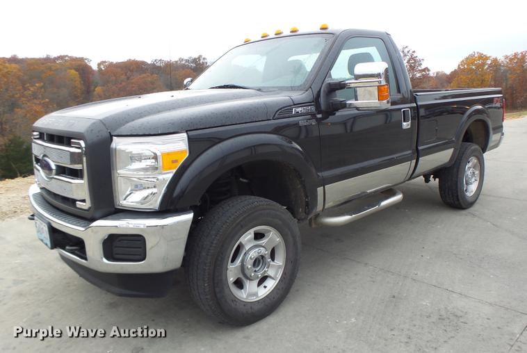 image for item DT9947 2013 Ford F250 Super Duty pickup truck