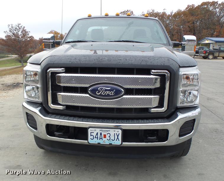 image for item DT9947 2013 Ford F250 Super Duty pickup truck
