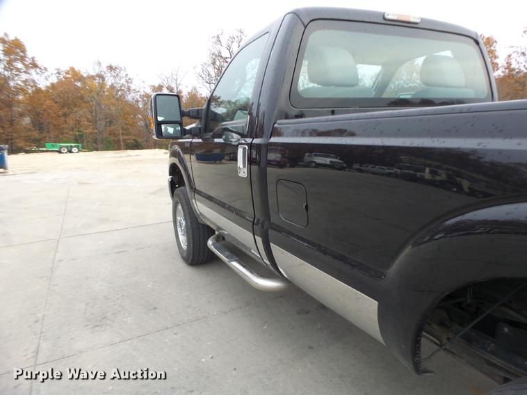image for item DT9947 2013 Ford F250 Super Duty pickup truck