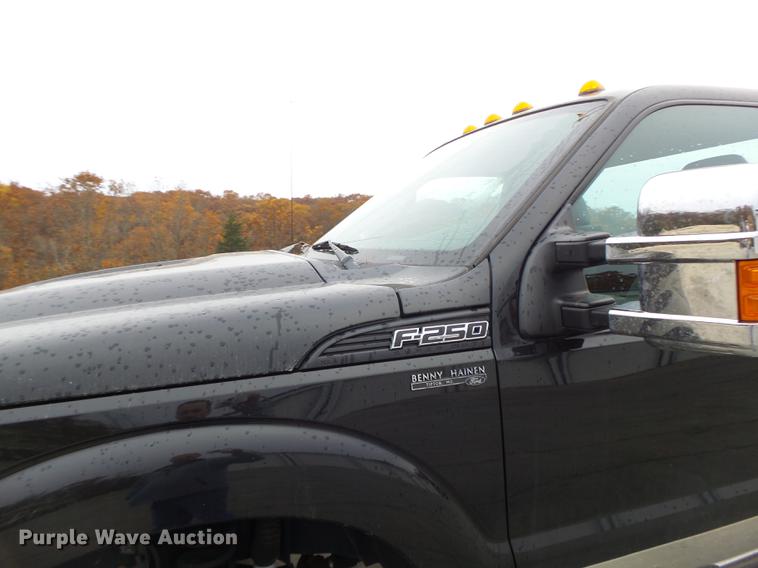 image for item DT9947 2013 Ford F250 Super Duty pickup truck