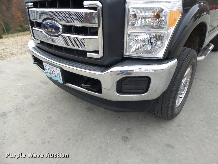 image for item DT9947 2013 Ford F250 Super Duty pickup truck