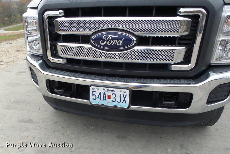 image for item DT9947 2013 Ford F250 Super Duty pickup truck