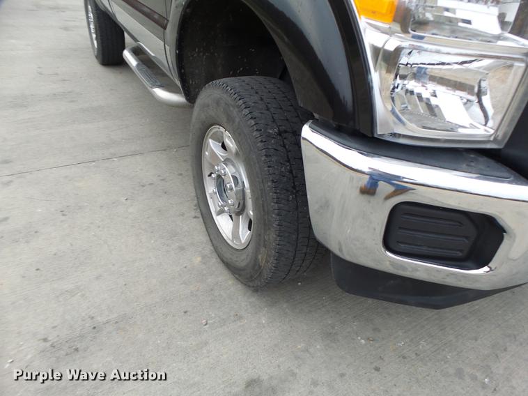 image for item DT9947 2013 Ford F250 Super Duty pickup truck