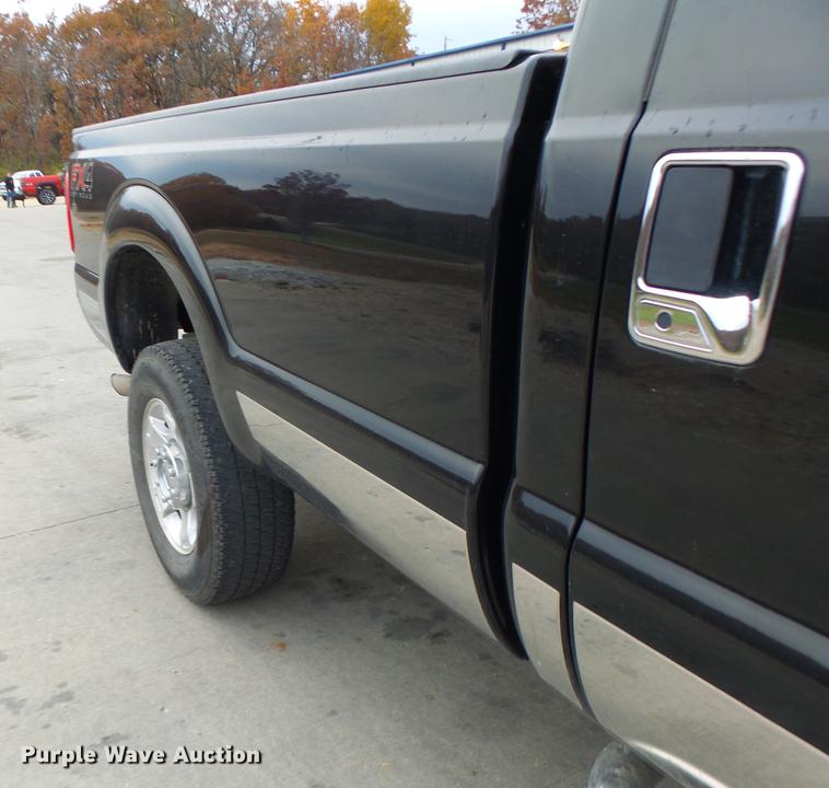 image for item DT9947 2013 Ford F250 Super Duty pickup truck