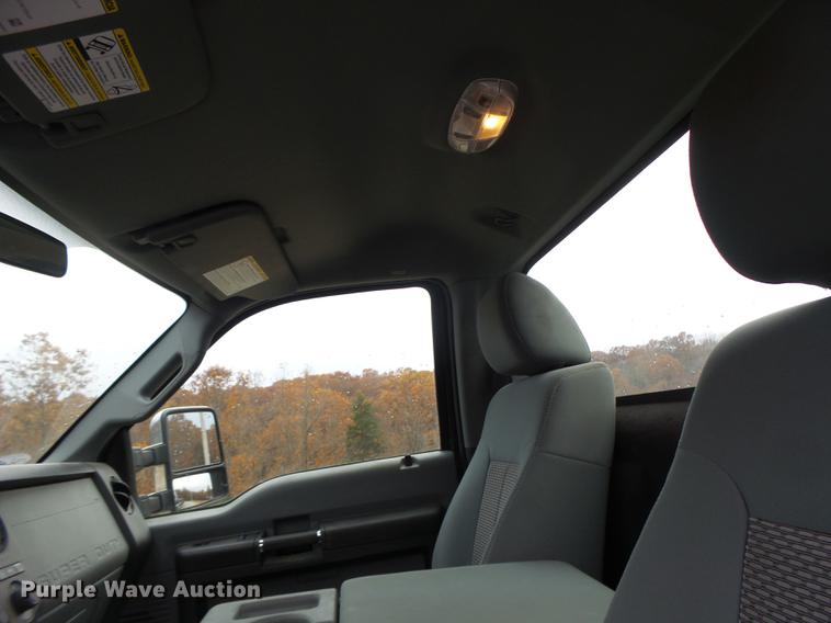 image for item DT9947 2013 Ford F250 Super Duty pickup truck