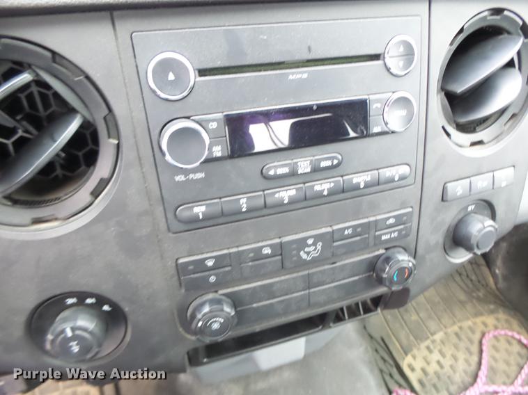 image for item DT9947 2013 Ford F250 Super Duty pickup truck