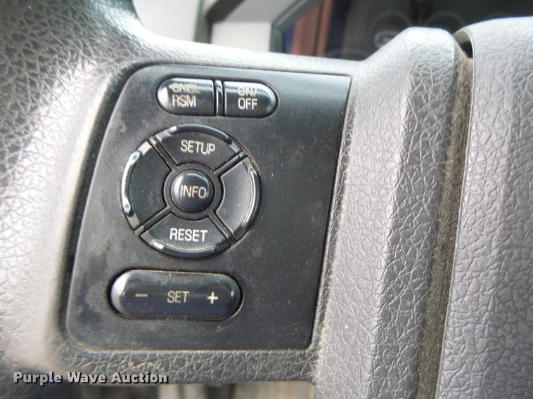 image for item DT9947 2013 Ford F250 Super Duty pickup truck