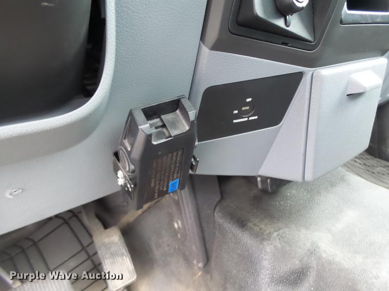 image for item DT9947 2013 Ford F250 Super Duty pickup truck