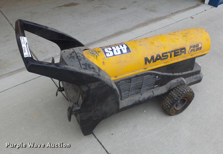 image for item DT9948 2006 Master 170T heater