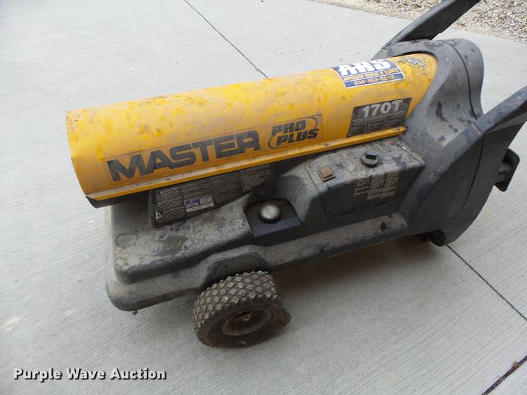 image for item DT9948 2006 Master 170T heater