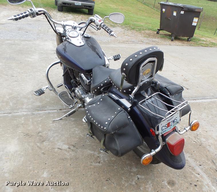image for item DT9951 2002 Yamaha XVS650 motorcycle