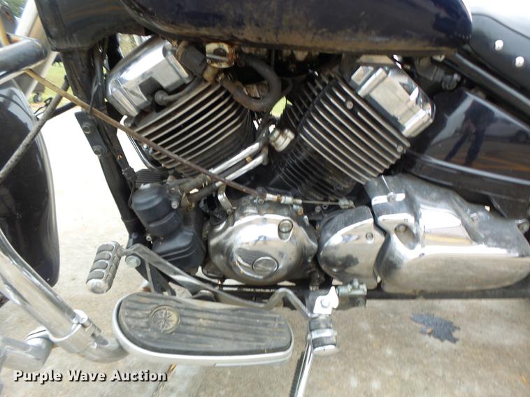 image for item DT9951 2002 Yamaha XVS650 motorcycle