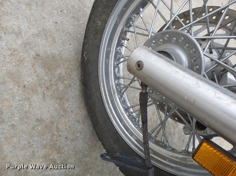 image for item DT9951 2002 Yamaha XVS650 motorcycle